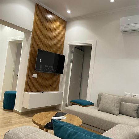 City Center Apartment Kafe Flora Тирана Экстерьер фото