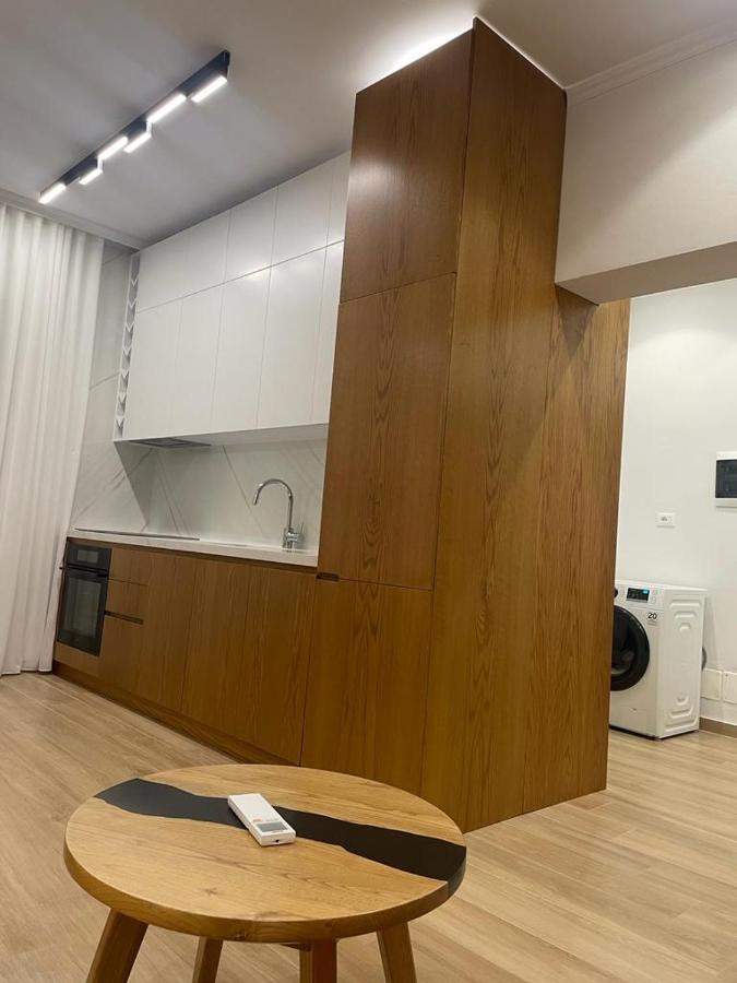City Center Apartment Kafe Flora Тирана Экстерьер фото