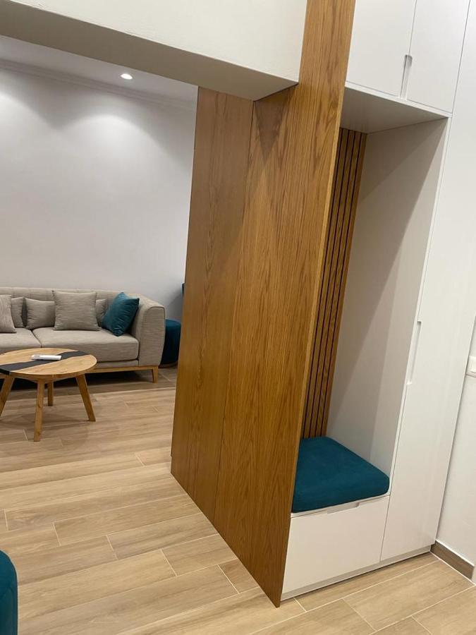 City Center Apartment Kafe Flora Тирана Экстерьер фото